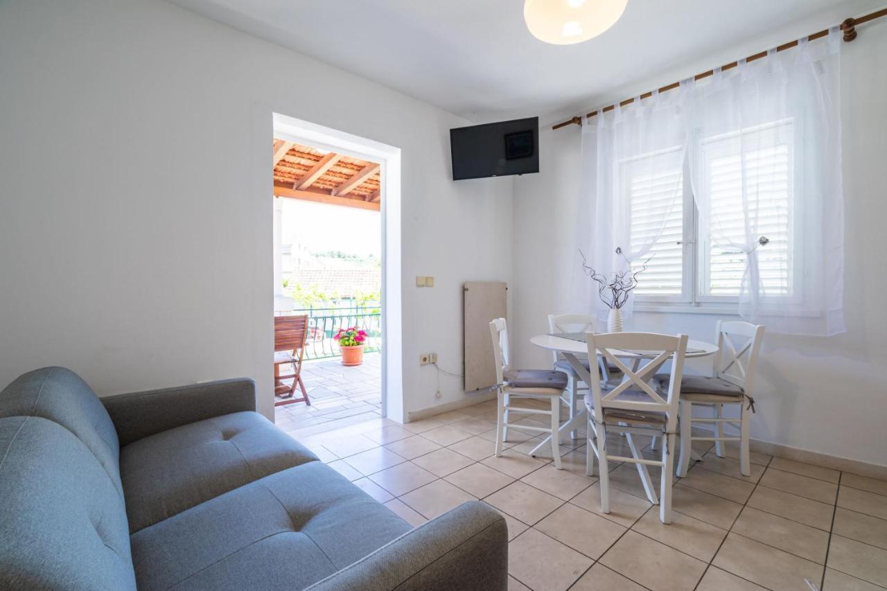 Sunny House Apartment Korcula Town Bagian luar foto